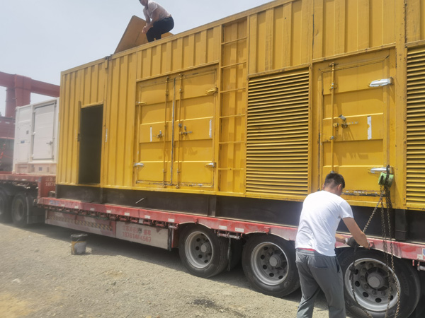 蒙城发电机出租100KW发电机需要什么规格的电缆线？