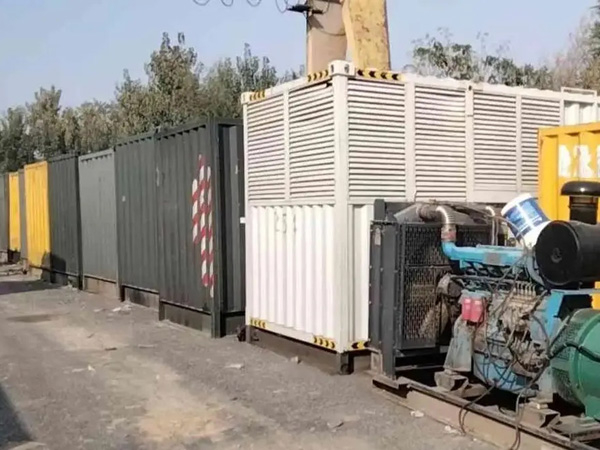 蒙城200KW柴油发电机机组每小时油耗是多少?